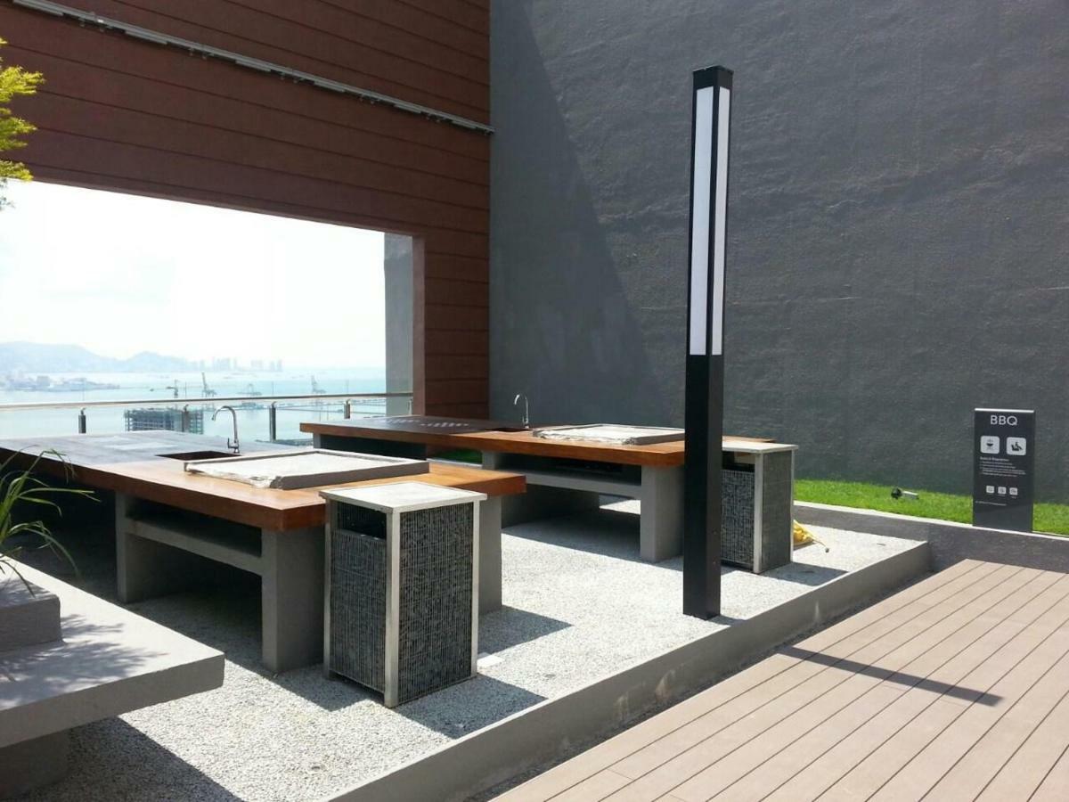 Woodsbury Suites 7722 Butterworth Penang Exterior photo